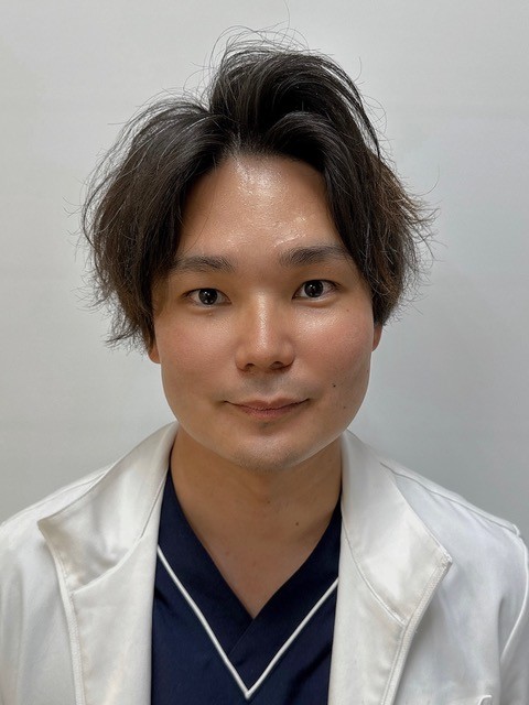 『名前:谷口 哲也
所属:兵庫ペット医療センター勤務医、京都動物医療センター呼吸器専科医、埼玉動物医療センター呼吸器専科医』の写真