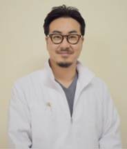 『講師：灰井 康佑
所属：とがさき動物病院 院長/日本小動物外科専門医協会 専門医』の写真